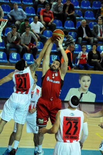 Erdemir: 77 - Beşiktaş: 92