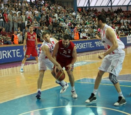 Erdemir: 77 - Beşiktaş: 92