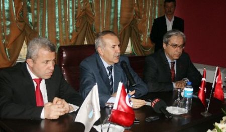 Erdemir Genel Müdürü Özgen: Türkiye'nin Dışında Oluşan Ekonomik Krizin Etkisi Henüz Giderilmiş Değil