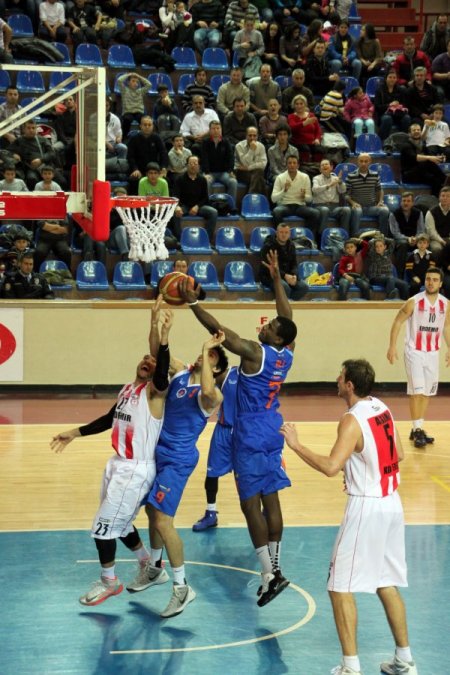 Erdemirspor: 96 - Mersin Büyükşehir Belediye: 86