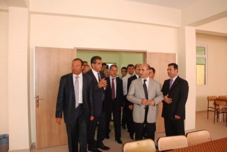 Erdemoğlu'ndan Besni’ye kız yurdu ve taziye evi