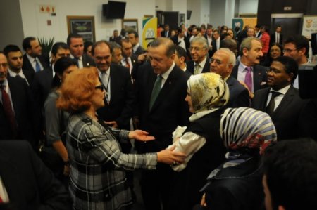 Erdoğan, 2010 Fıfa Dünya Kupası'nın Oynandığı Stadyumu Gezdi