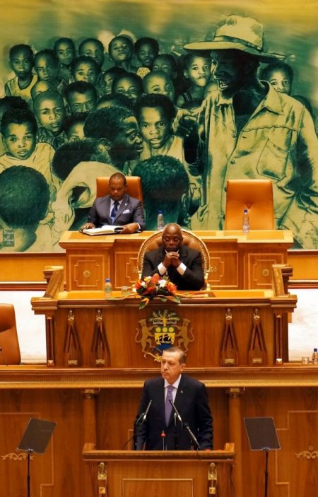 Erdoğan, Gabon Parlamentosu'na hitap etti (Fotoğraf için)