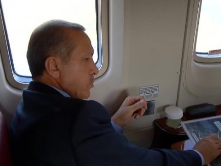 Erdoğan, İzmit Körfez Geçiş Projesi'ni havadan inceledi