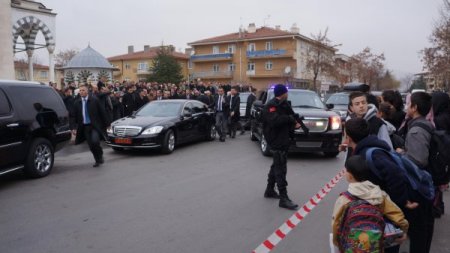 Erdoğan, namazını Aksa Camii’nde kıldı