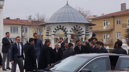 Erdoğan, namazını Aksa Camii’nde kıldı