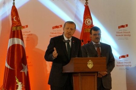 Erdoğan, Tunuslu mevkidaşıyla ortak basın toplantısı düzenledi