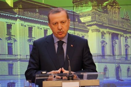 Erdoğan: AB kapısında bu kadar bekletilmemiz affedilir, dayanılır değil