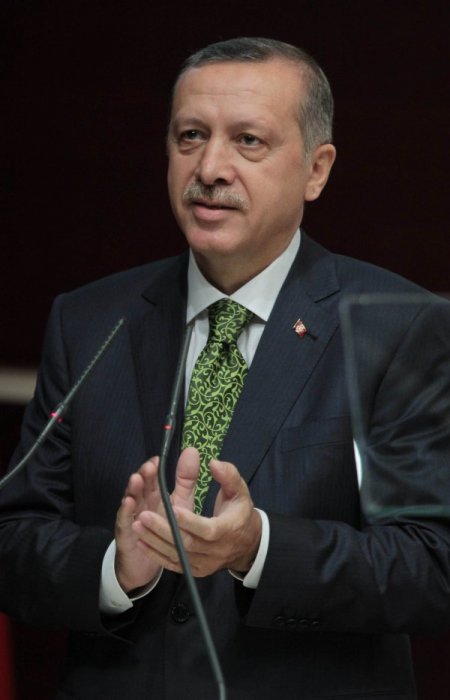 Erdoğan: Başbakan Hakimlere Talimat Mı Verecek?