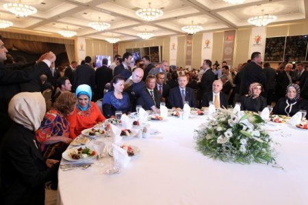 Erdoğan: Bu Ülkenin Bir Nebze Toprağını Bölücü Terör Örgütüne Terk Etmeyiz