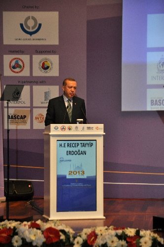 Erdoğan: Çözüm süreci ile terör bitme noktasına gelmiştir