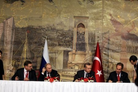 Erdoğan: Ham petrol konusu gündemimizde olan bir konu