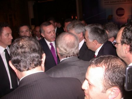 Erdoğan: İslam Dünyası Bir Şeyi Konuşuyor, İslamla Demokrasi Bir Arada Olabiliyormuş