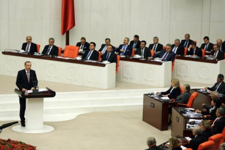 Erdoğan: Kendi evladını düşman tanıtan yönetim ülkenin enerjisini yok etti