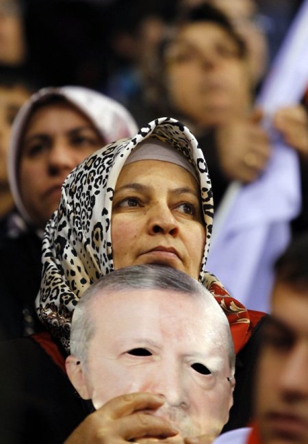 Erdoğan: Modern Dindar Bir Gençlikten Bahsediyorum