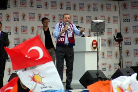 Erdoğan: Şiddetin Diline Teslim Olmayacağız