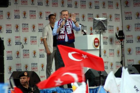 Erdoğan: Şiddetin Diline Teslim Olmayacağız