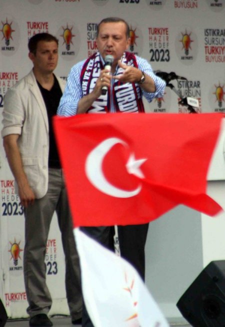 Erdoğan: Şiddetin Diline Teslim Olmayacağız