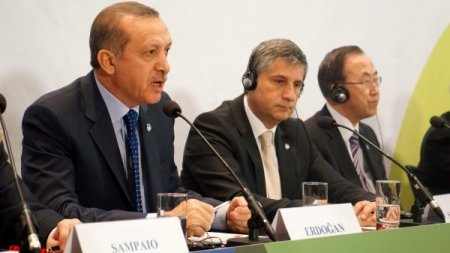 Erdoğan: Temennimiz odur ki çok kısa zamanda sınırı terk başlar