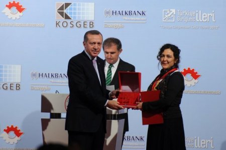 Erdoğan: Türkiye, dünyanın en iyi 10 ekonomisi arasına KOBİ’lerle girecek