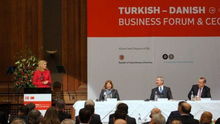 Erdoğan: Türkiye'nin AB üyeliği ırkçılığa anlamlı bir cevap olacaktır