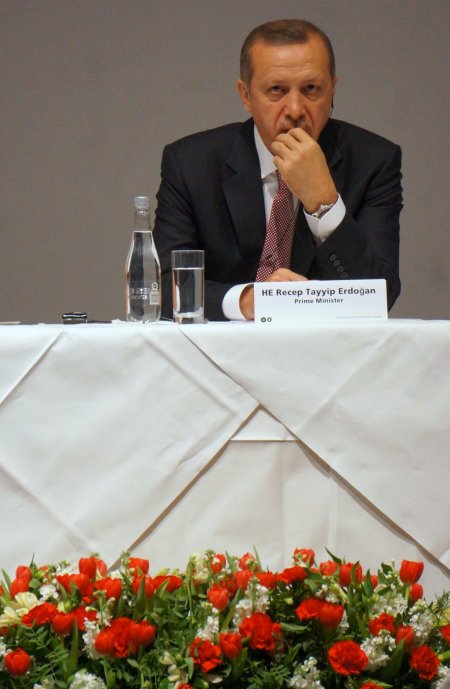 Erdoğan: Türkiye'nin AB üyeliği ırkçılığa anlamlı bir cevap olacaktır