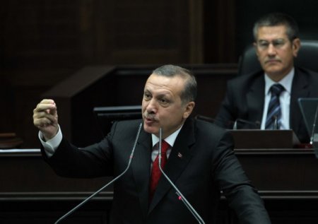 Erdoğan: Türkiye'nin ekseni de bellidir, rotası da bellidir