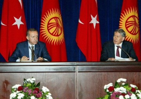 Erdoğan ve Atambayev ortak bildiriye imzaladı