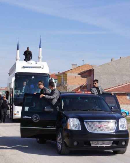 Erdoğan'ın helikopteri havada skorsy ve kobra helikopterleri ile korundu