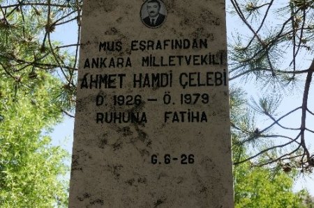 Erdoğan'ın 'kimse hatırlamıyor' dediği Salim Başol'un mezarı Ankara'da