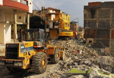 Erdoğdu Yolunda Yıkımlar Devam Ediyor