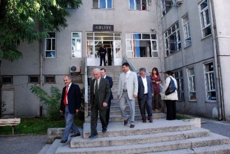 Ereğli Belediye Başkanı Ve Meclis Üyeleri Mahkemede İfade Verdi