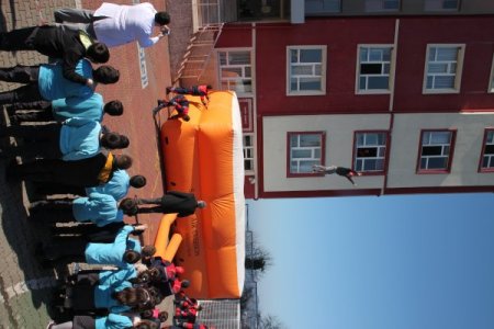 Ereğli itfaiyesi Yıldırımlı Koleji'nde yangın tatbikatı yaptı