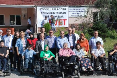 Ereğli'de 20 Tekerlekli Sandalye Sahiplerine Teslim Edildi