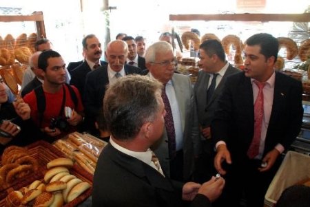 Ereğli'de 'alamayan İçin Bir Ekmek De Sen Koy Sepete' Kampanyası