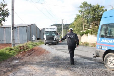 Ereğli'de Bölücek Köprüsü ağır tonajlı araçlara kapatıldı
