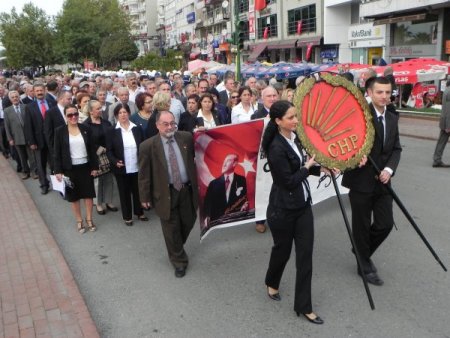 Ereğli'de Cumhuriyet yürüyüşü