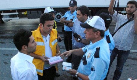 Ereğli'de İki Araç Çarpıştı, Ölü Ve Yaralı Yok