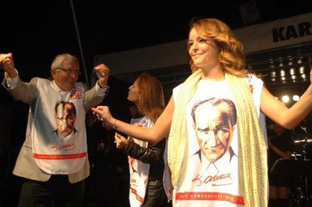 Ereğli'de Konserli Cumhuriyet Kutlaması