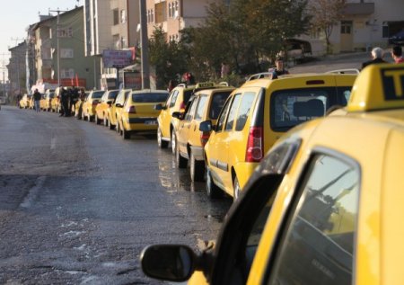 Ereğli’de taksicilerden ‘Sarı’ eylem