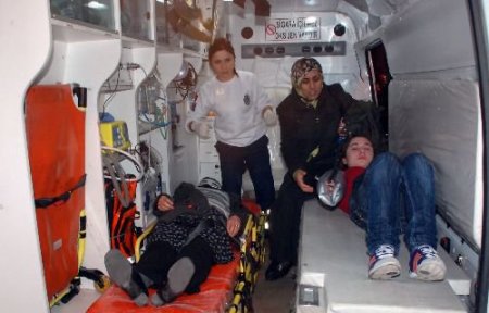 Ereğli'de Trafik Kazası: 1'i, Ağır 4 Yaralı