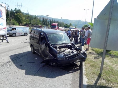 Ereğli’de trafik kazası: 3 yaralı