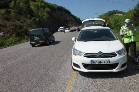Ereğli'de trafik kazası: 5 yaralı
