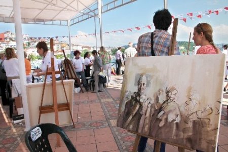 Ereğli'de Uluslararası Sevgi Barış Dostluk Resim Çalıştayı başladı