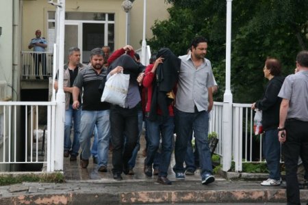 Ereğli’de Uyuşturucu Operasyonu: 8 Gözaltı