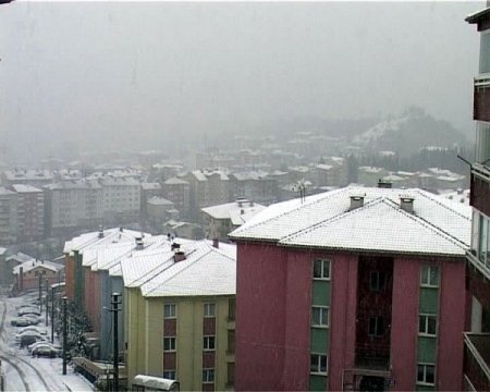 Ereğli'ye yılın ilk karı yağdı