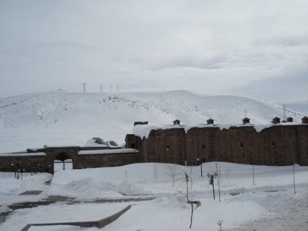Eren Üniversitesi, El Aman Hanı’nı Yeniden Ayağa Kaldırıyor