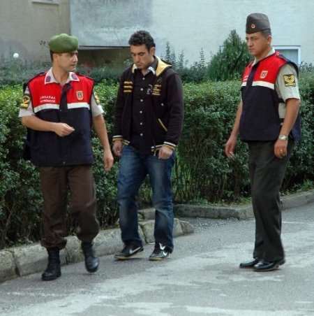 Erenler Jandarma Komutanı Atalay Evinde İntihar Etti (2)
