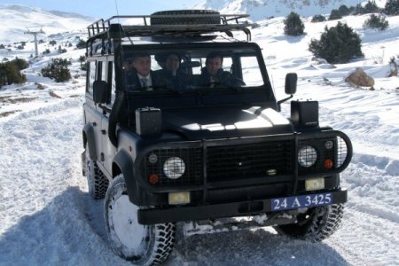 Ergan Dağı'na Çıkmak İsteyen Vali Demir Yolda Kaldı