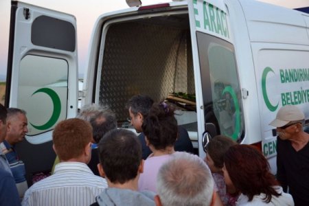 Ergenekon sanığı Yarbay Dönmez, oğlunun cenazesine katıldı (2)